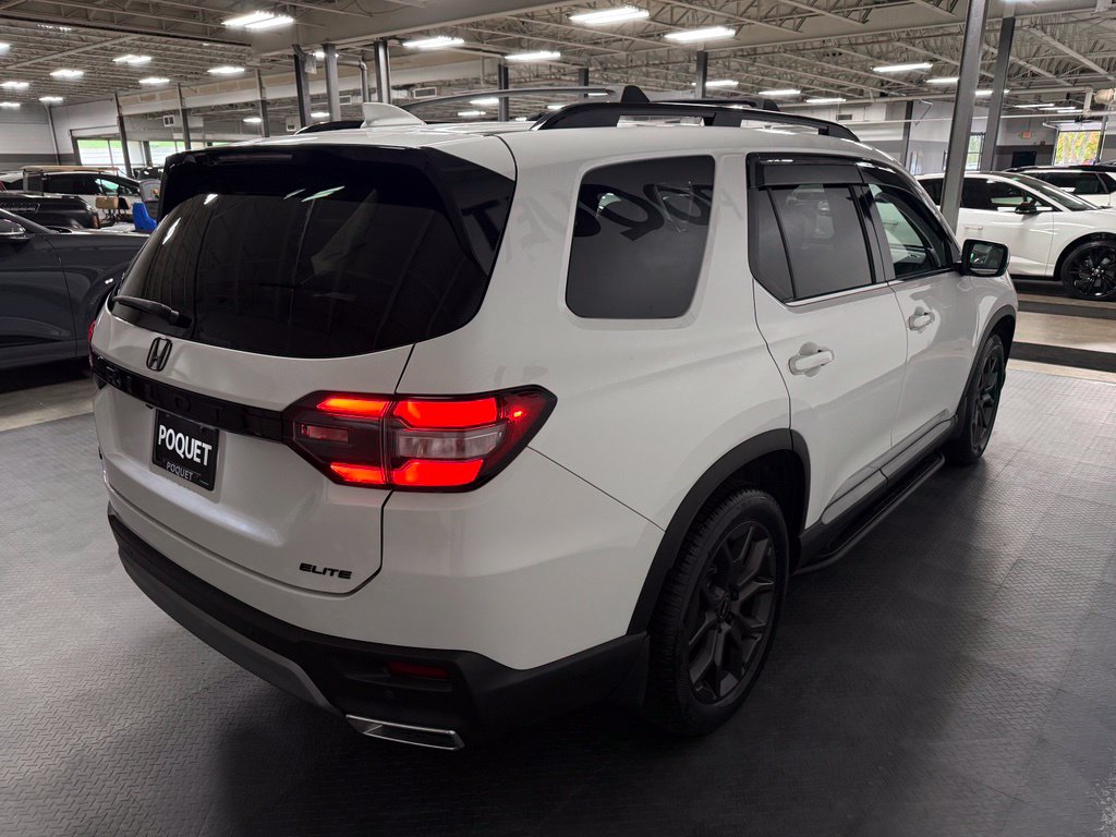 Used 2024 Honda Pilot Elite SUV