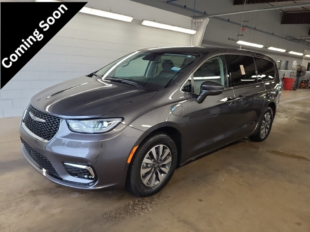 2022 Chrysler Pacifica Hybrid Touring L