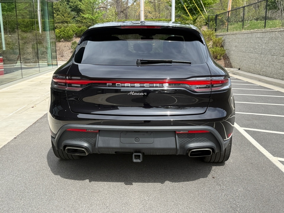 2026 Porsche Macan T - Photo 6