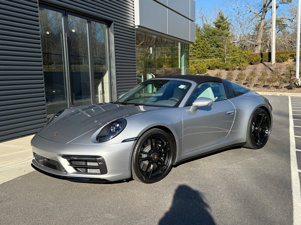 2022 Porsche 911 GTS