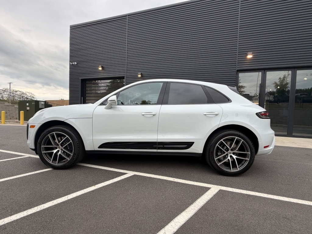 Certified 2025 Porsche Macan SUV