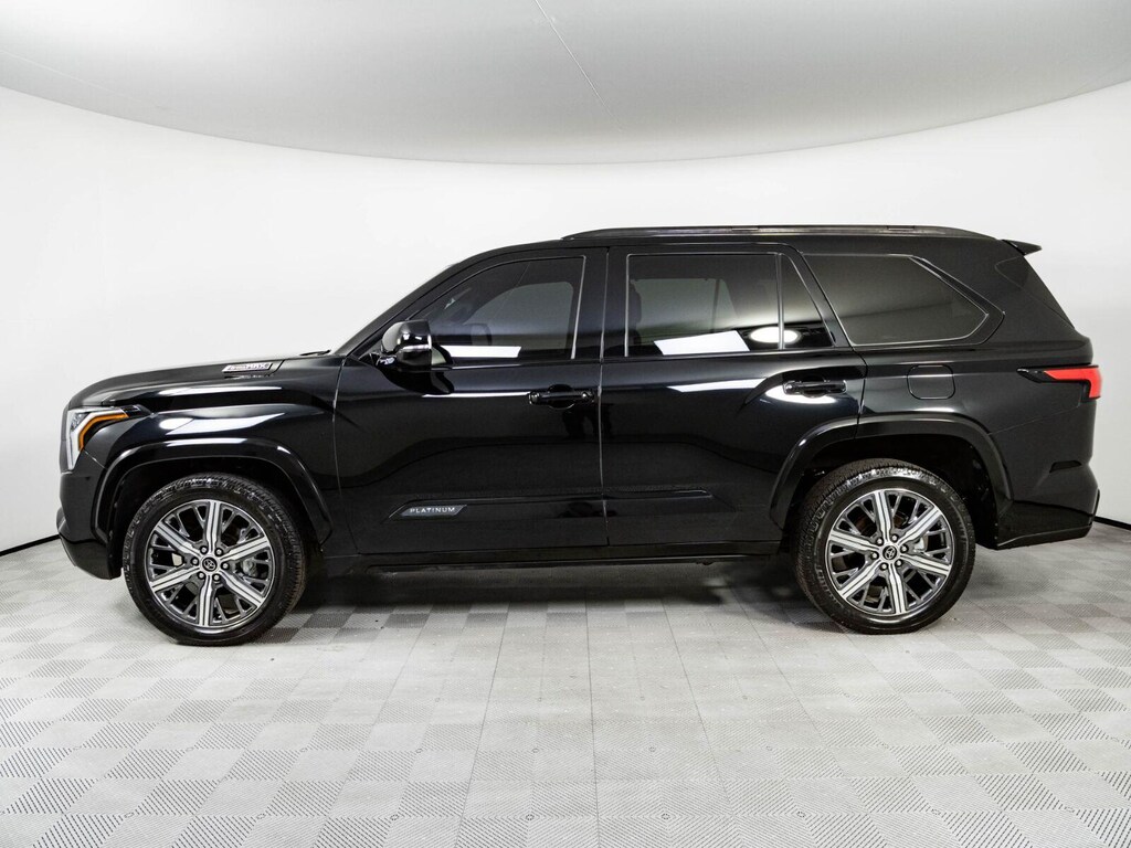 Used 2023 Toyota Sequoia Platinum SUV