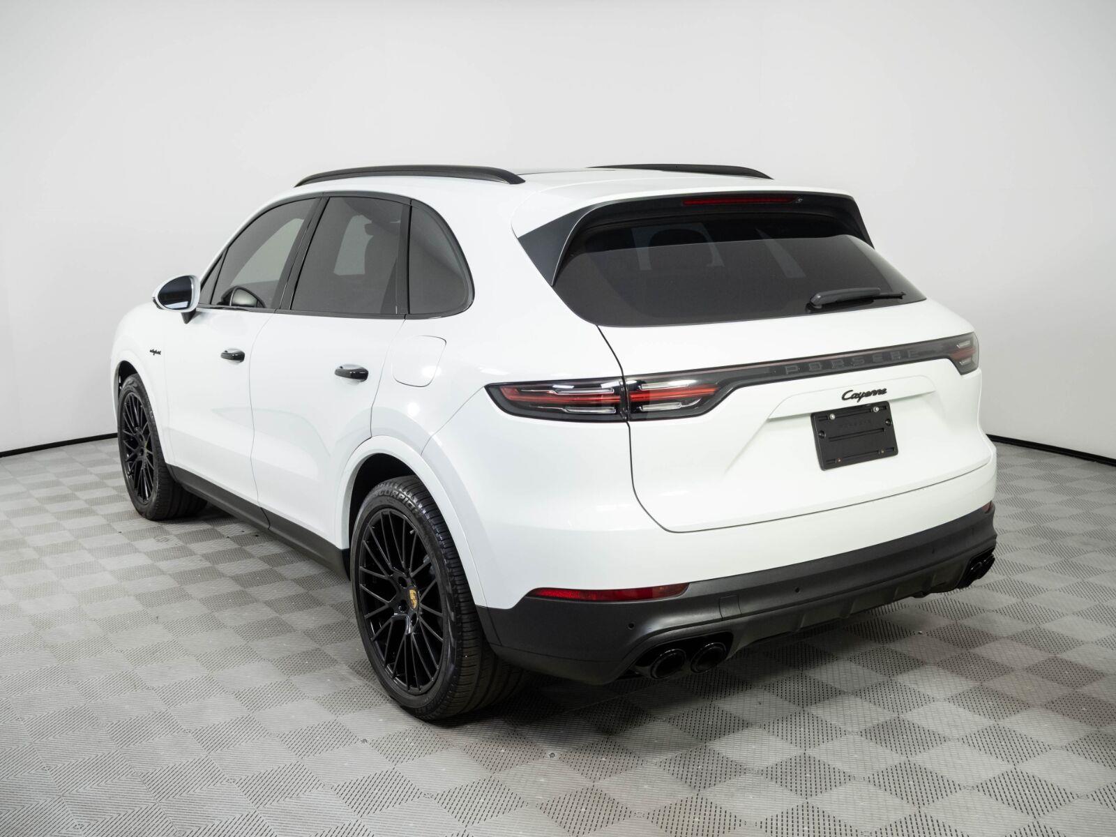 Certified 2023 Porsche Cayenne Platinum Edition E-Hybrid SUV