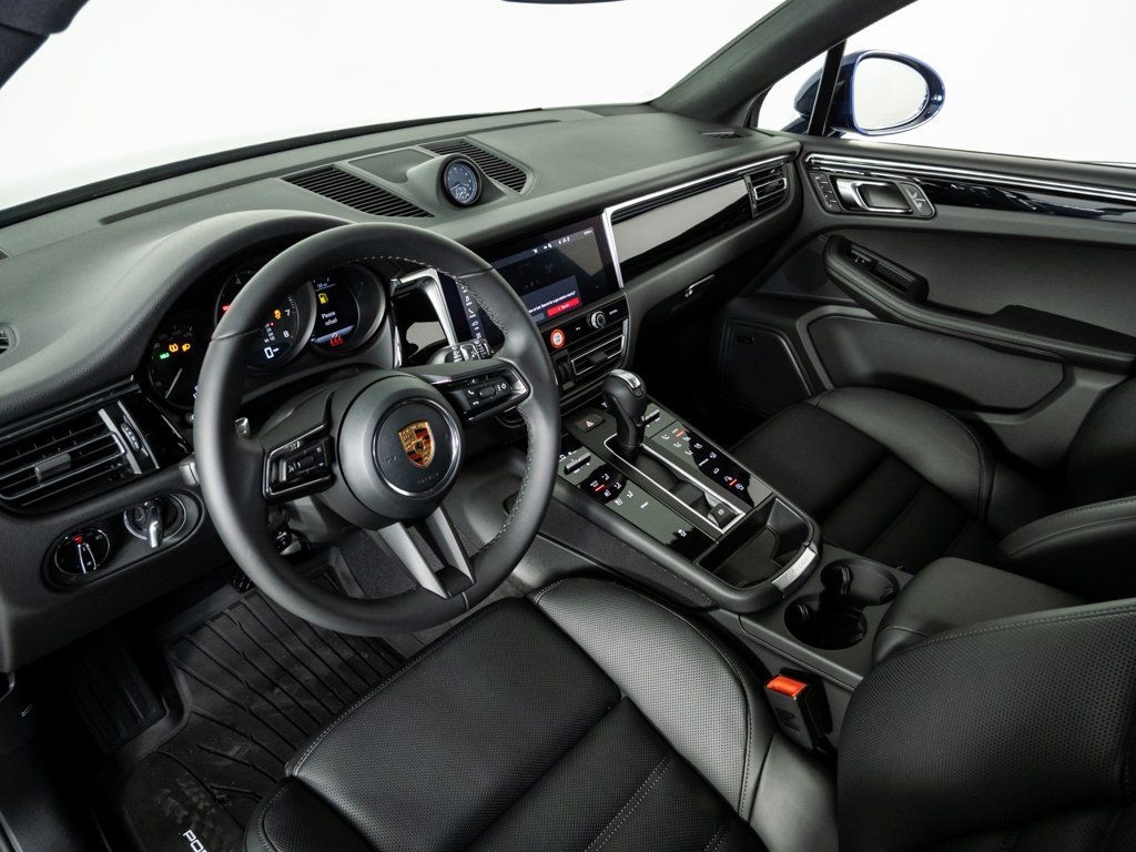 Used 2026 Porsche Macan Base SUV