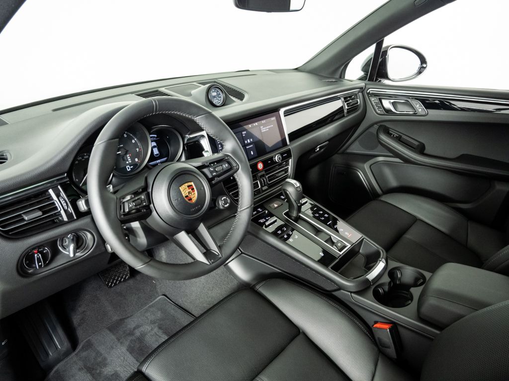Used 2026 Porsche Macan Base SUV
