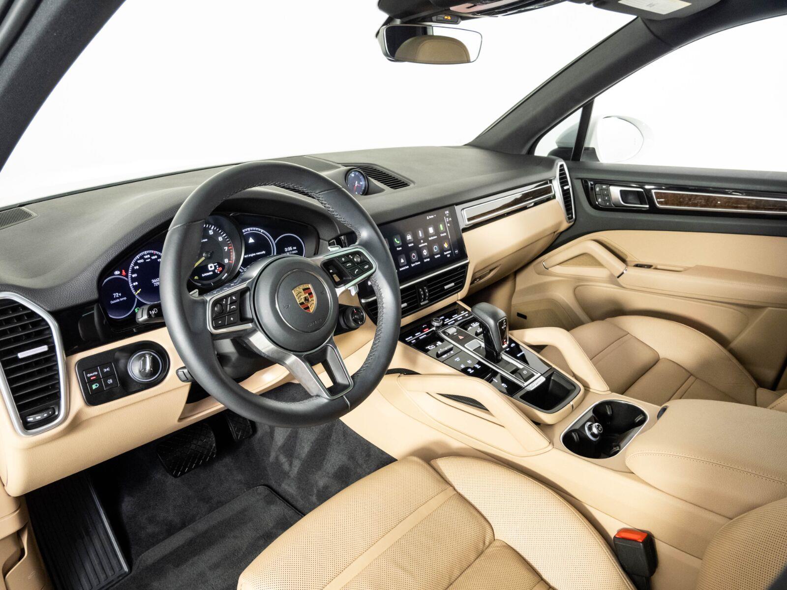 Certified 2023 Porsche Cayenne Platinum Edition E-Hybrid SUV