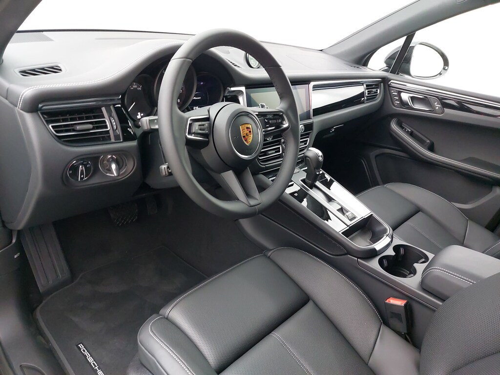 New 2026 Porsche Macan SUV