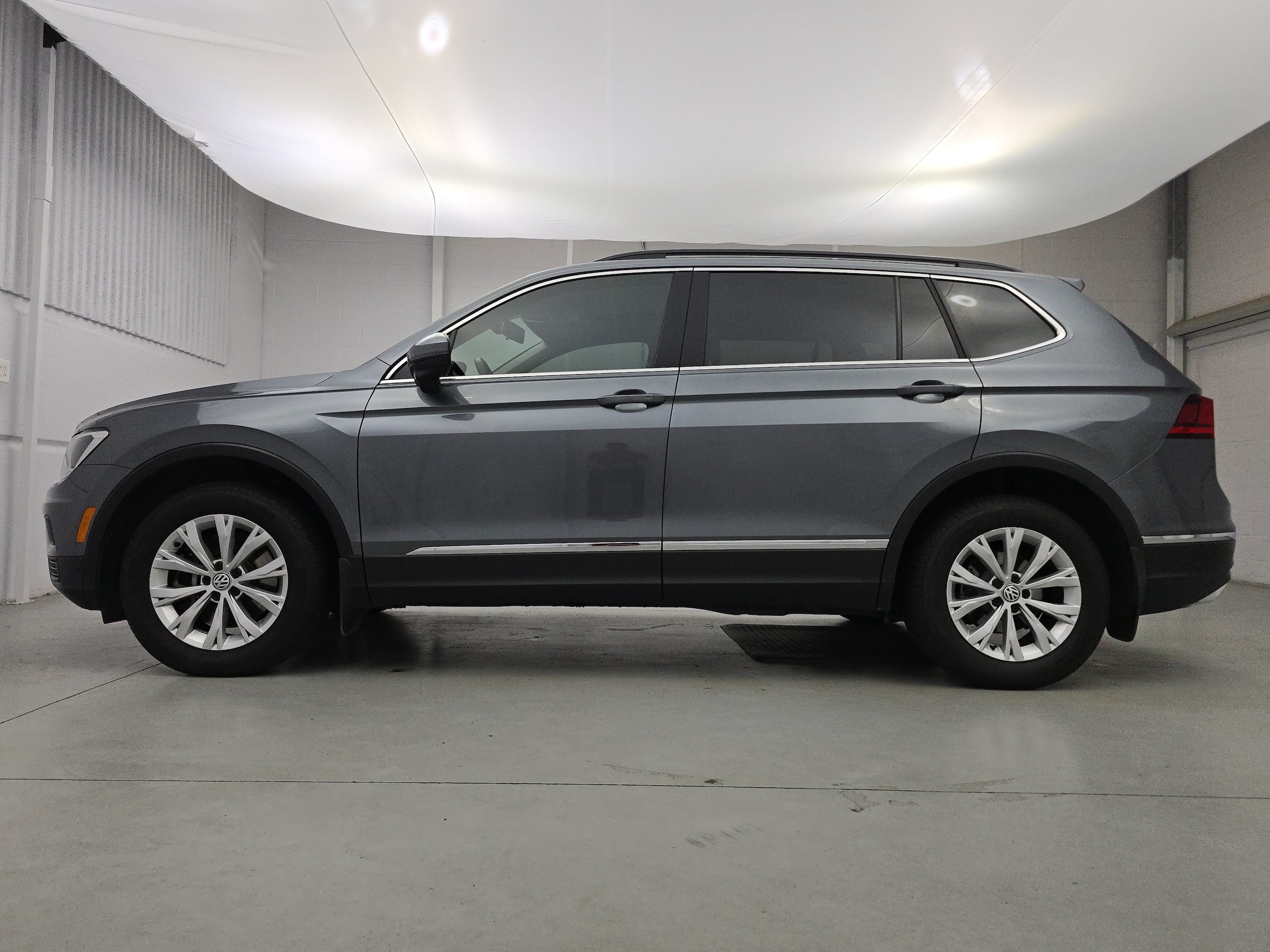 Used 2018 Volkswagen Tiguan SE with VIN 3VV3B7AXXJM080337 for sale in Apex, NC