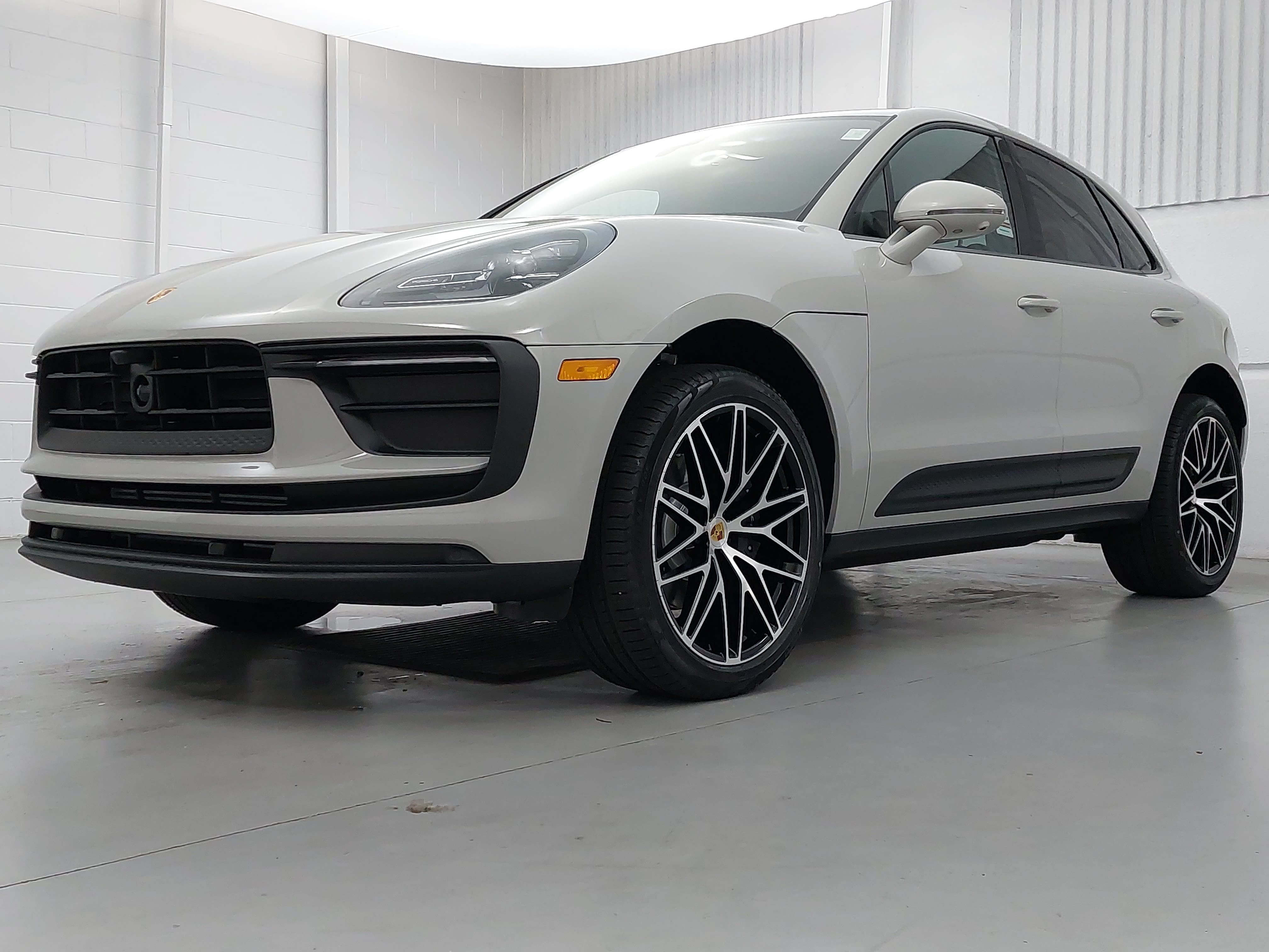 2026 Porsche Macan SUV