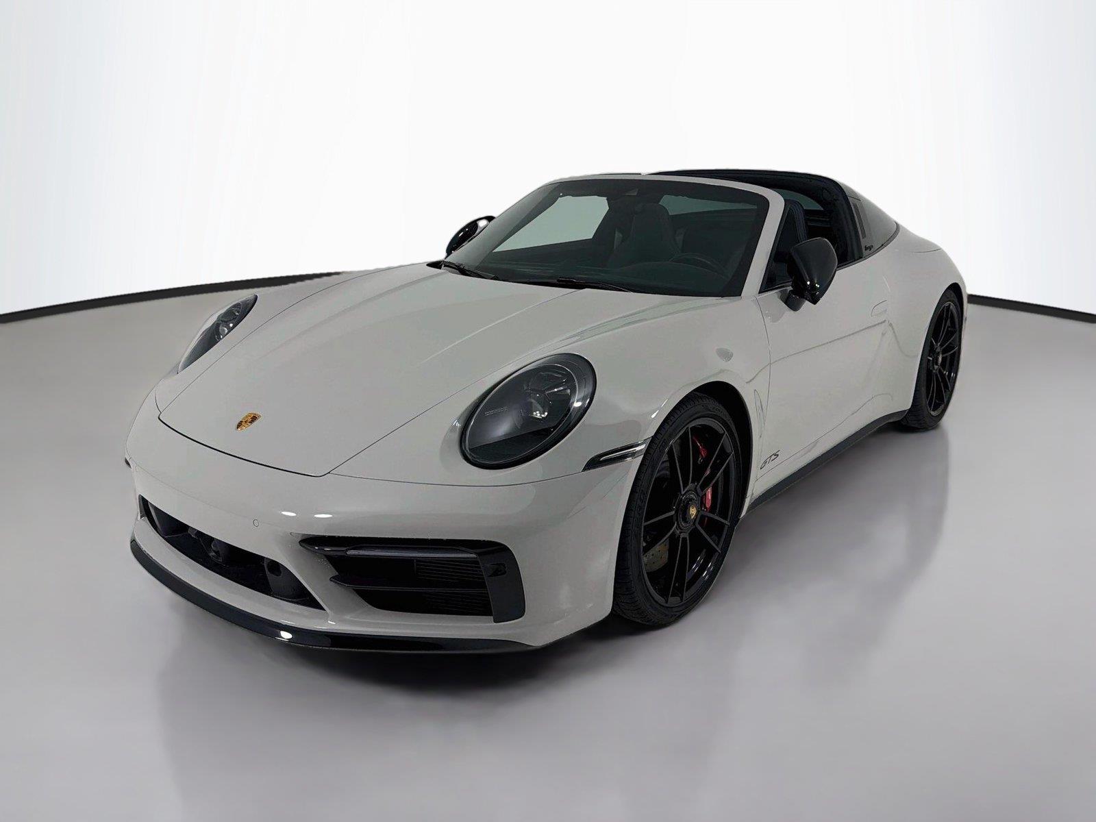 2022 Porsche 911 GTS