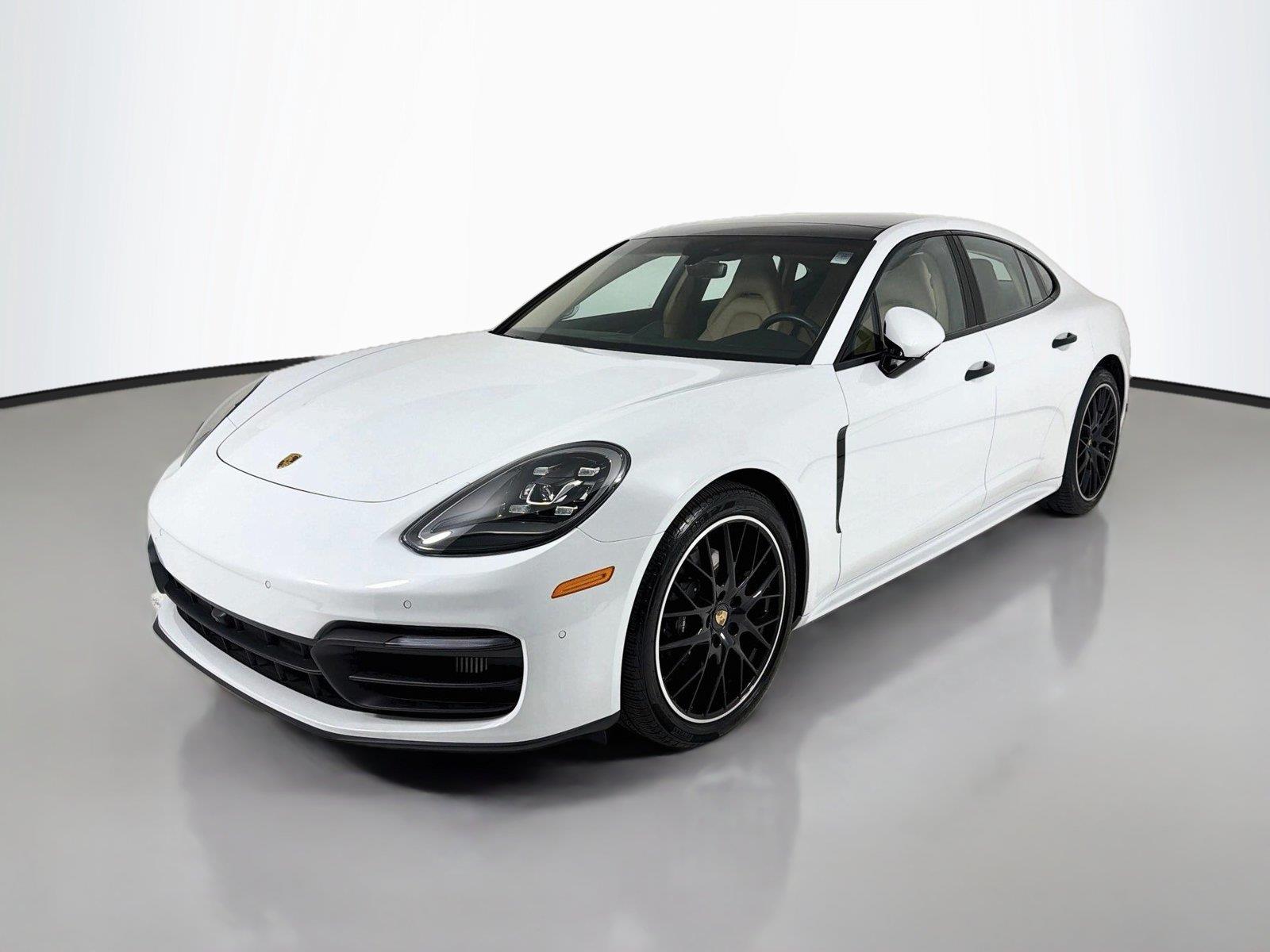 2022 Porsche Panamera