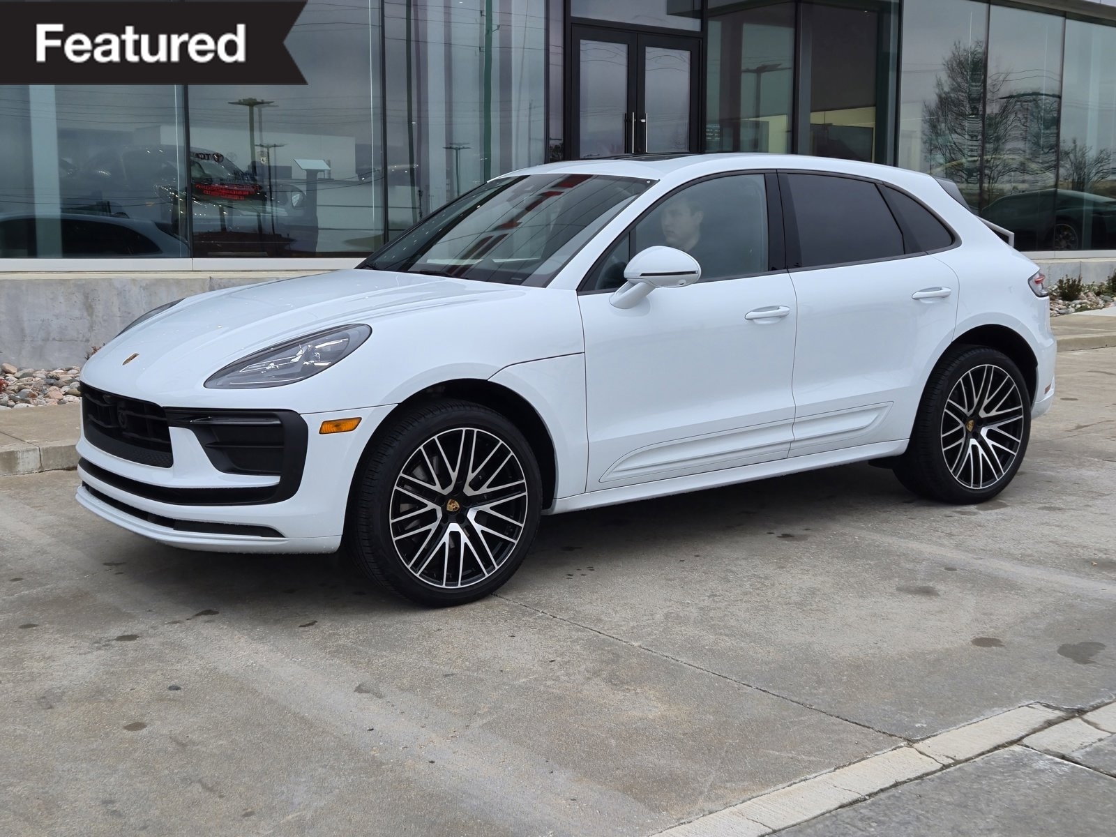 2024 Porsche Macan