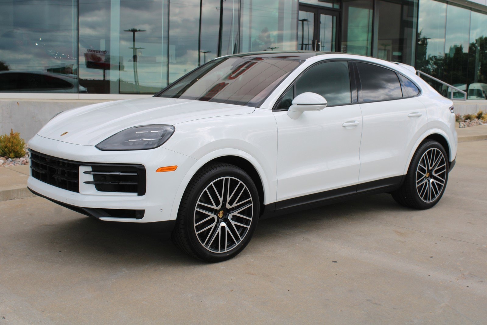 2024 Porsche Cayenne Coupe