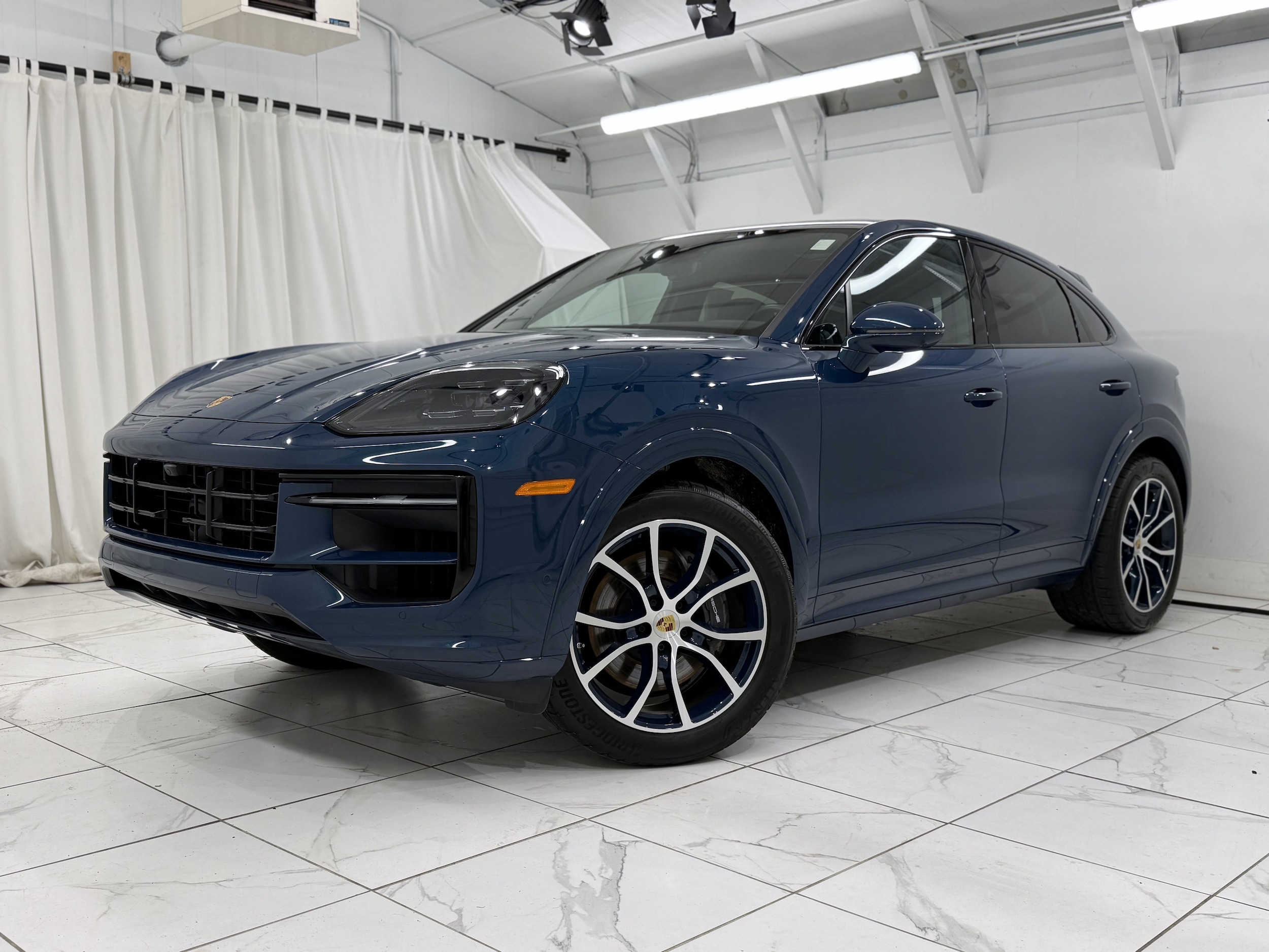 2024 Porsche Cayenne Coupe Base