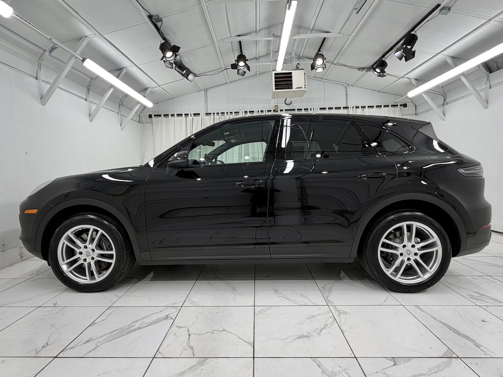 Certified 2023 Porsche Cayenne