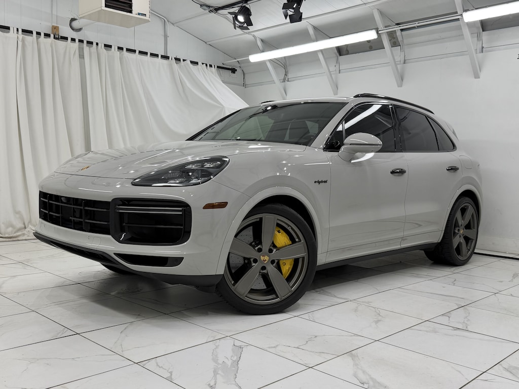 Certified 2021 Porsche Cayenne Turbo S E-Hybrid Turbo S E-Hybrid AWD