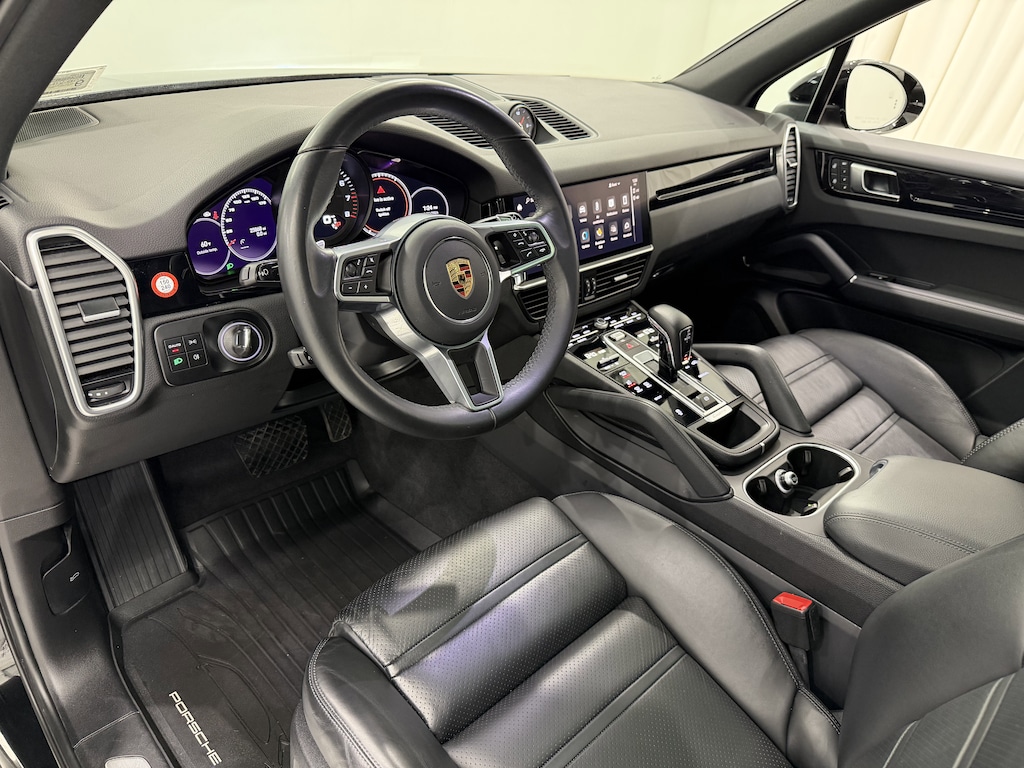 Certified 2023 Porsche Cayenne