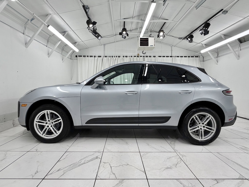 Certified 2022 Porsche Macan AWD