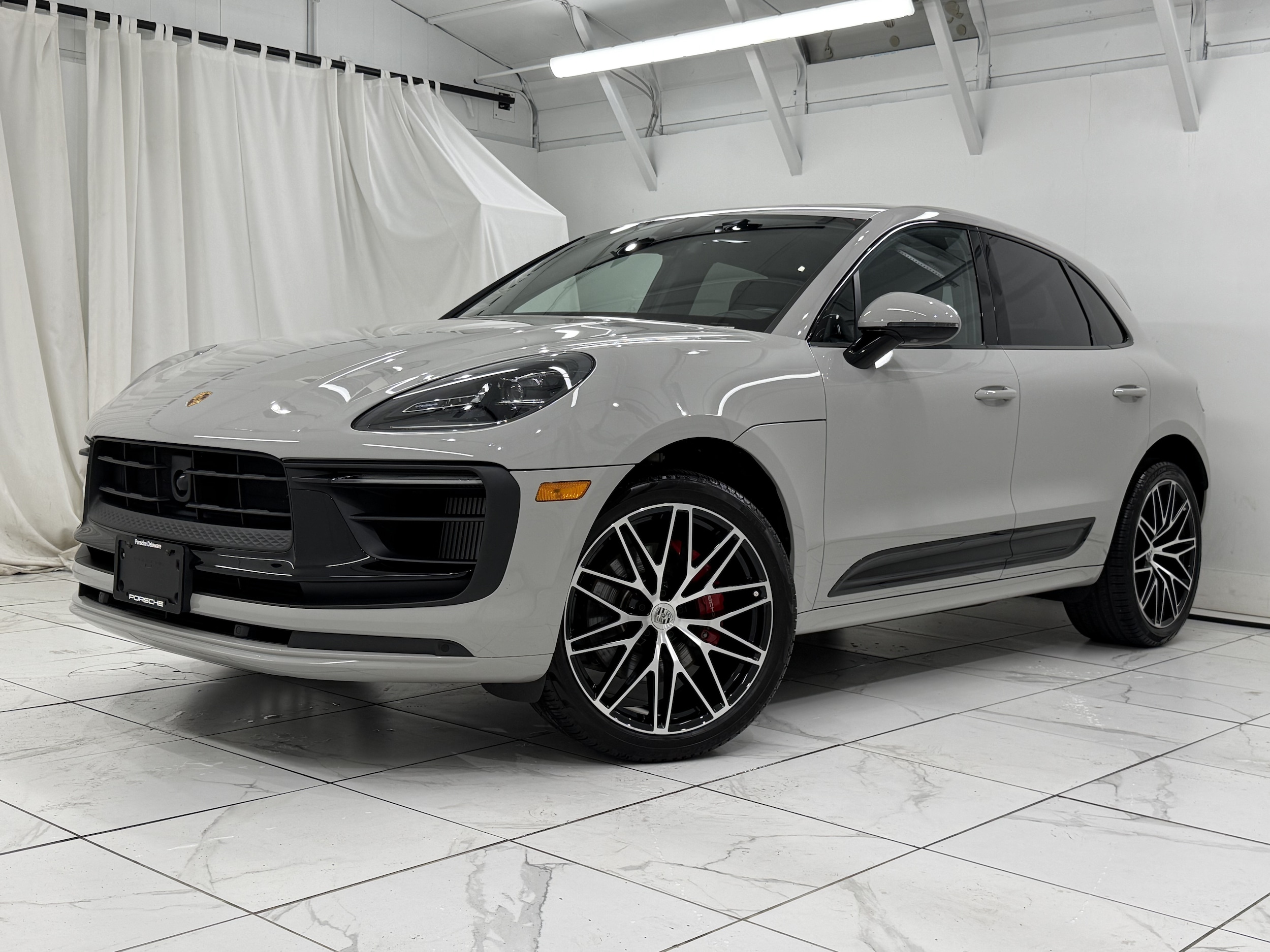 2023 Porsche Macan S