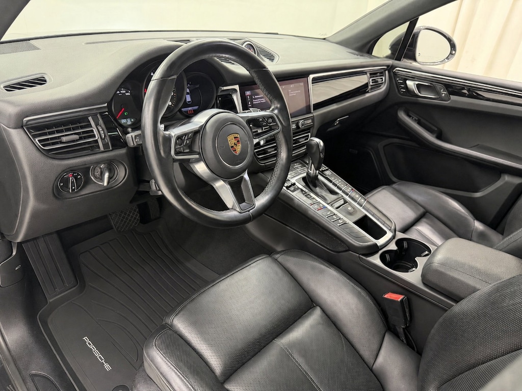 Certified 2021 Porsche Macan AWD