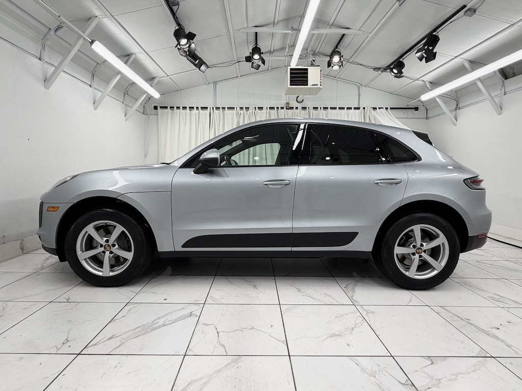 Certified 2021 Porsche Macan AWD