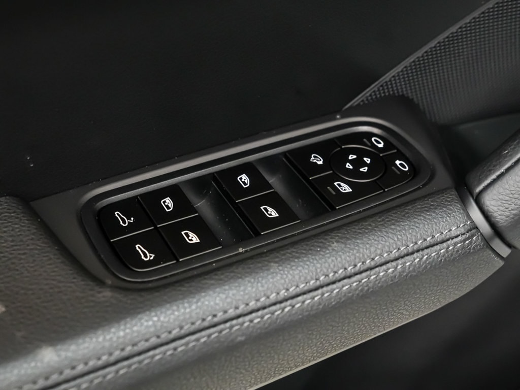 2026 Porsche Cayenne Coupe S - Photo 21