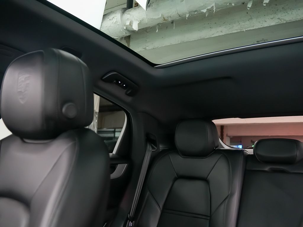 2026 Porsche Cayenne Coupe S - Photo 32
