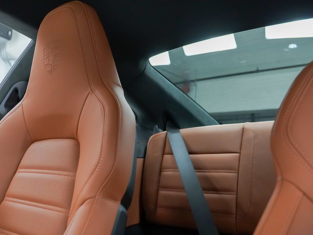 2026 Porsche 911 S - Photo 33