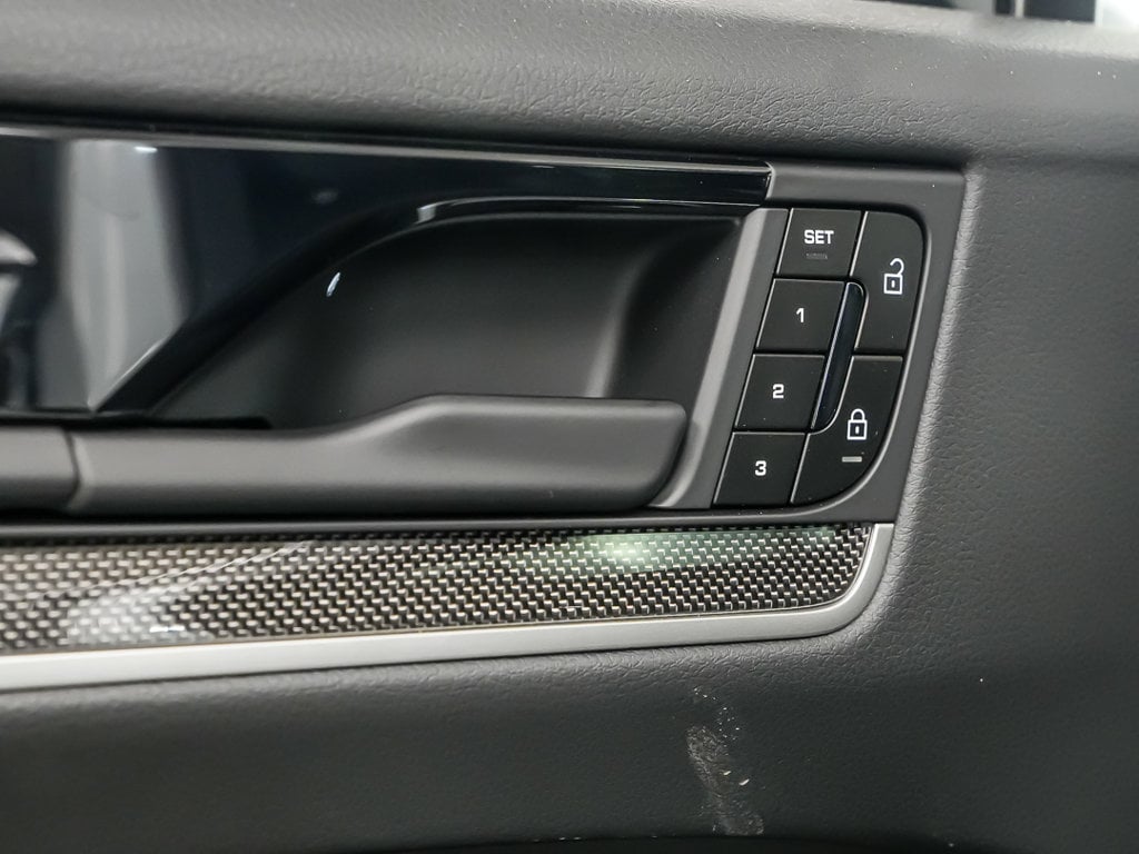 2026 Porsche Cayenne Coupe S - Photo 20