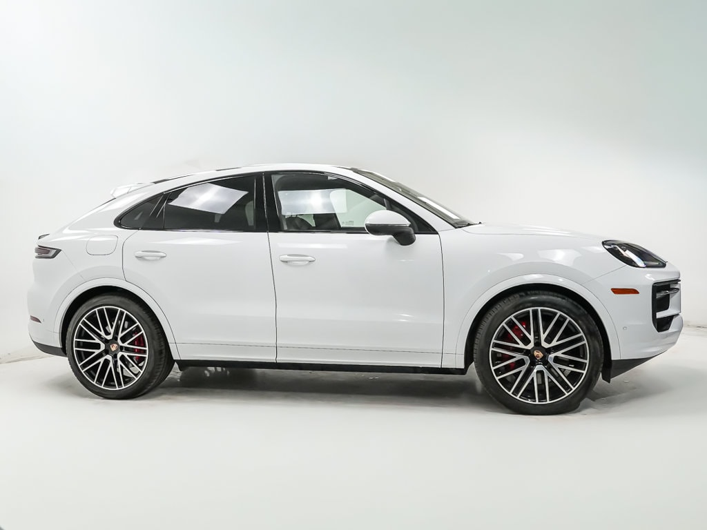 2026 Porsche Cayenne Coupe S - Photo 9