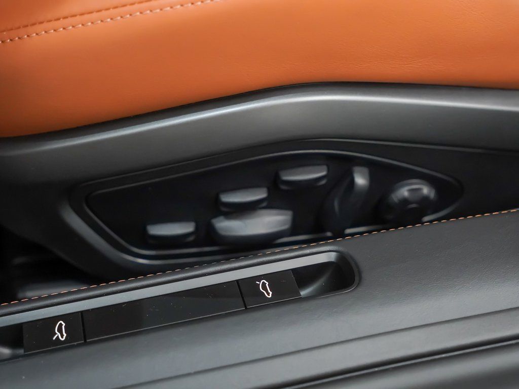 2026 Porsche 911 S - Photo 21