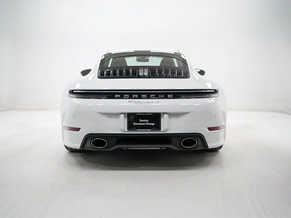 2026 Porsche 911 S - Photo 11