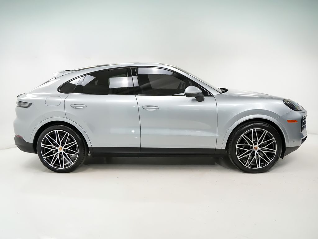 2026 Porsche Cayenne Coupe S - Photo 9