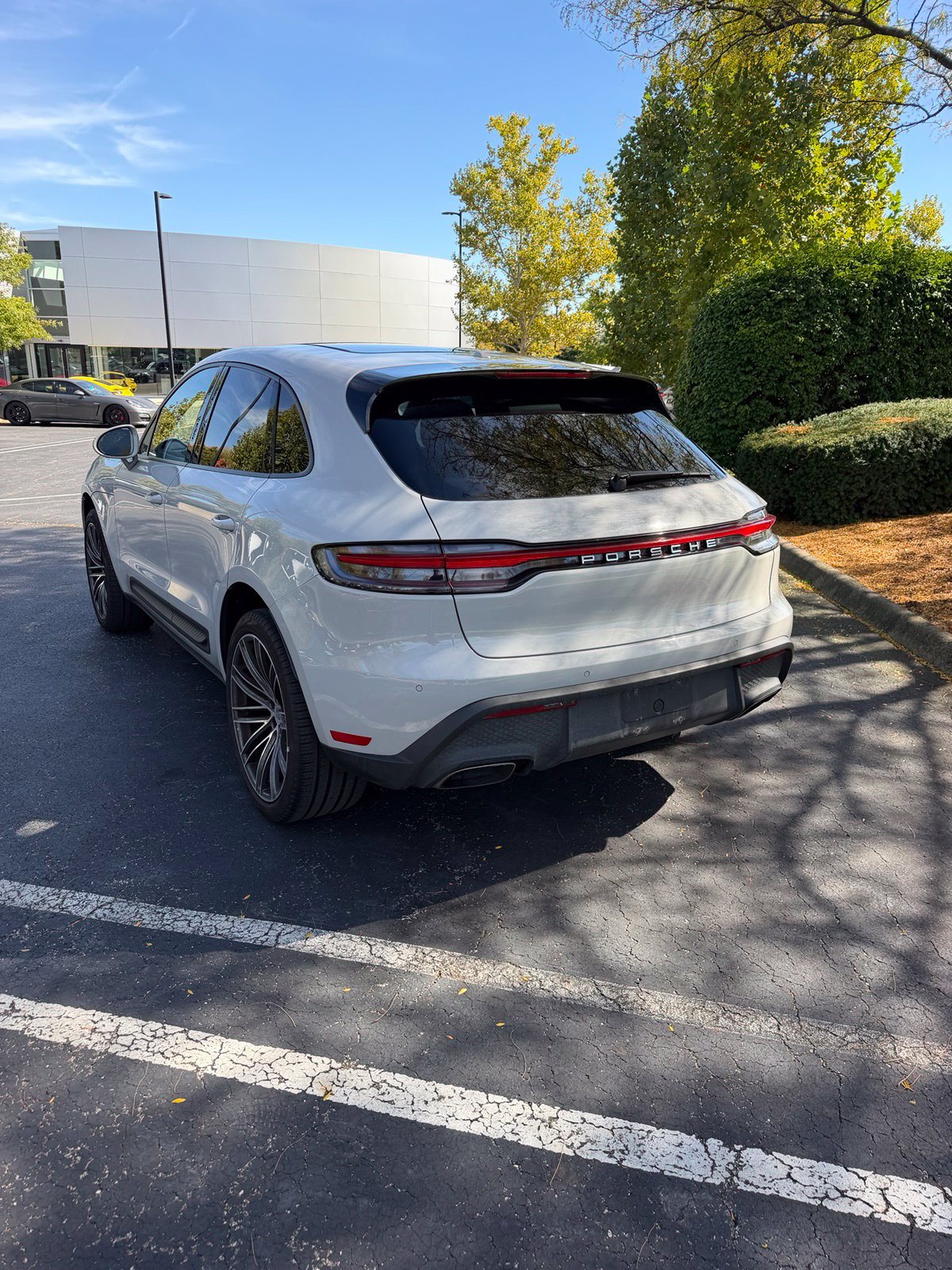 Used 2023 Porsche Macan Base SUV