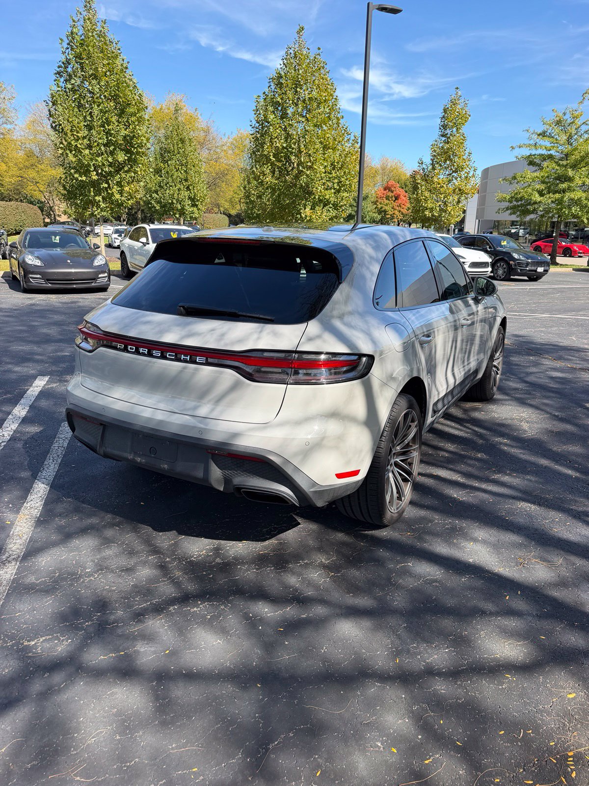 Used 2023 Porsche Macan Base SUV