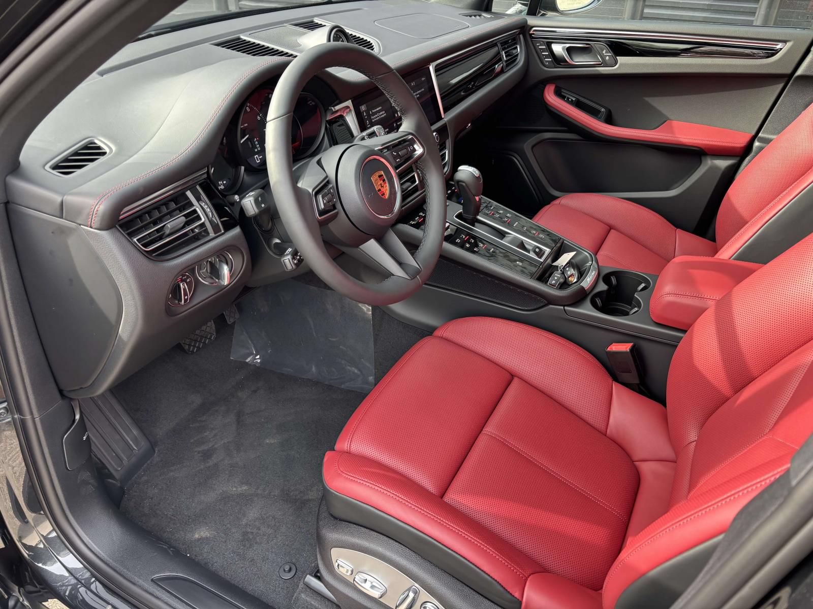 Used 2026 Porsche Macan Base SUV