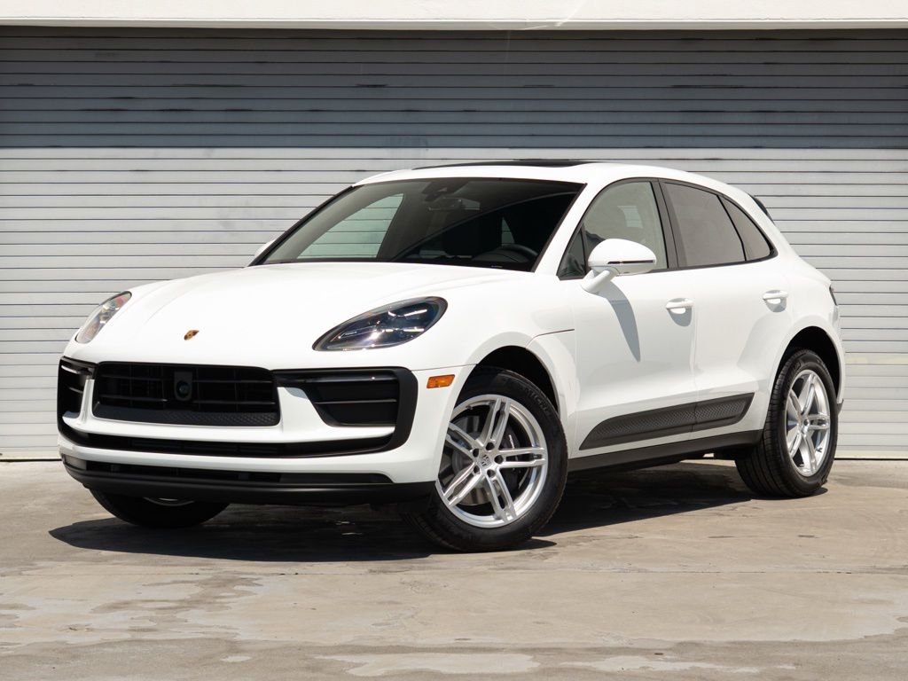 2026 Porsche Macan