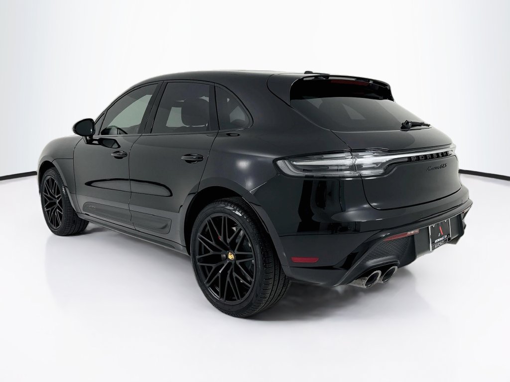 New 2026 Porsche Macan SUV