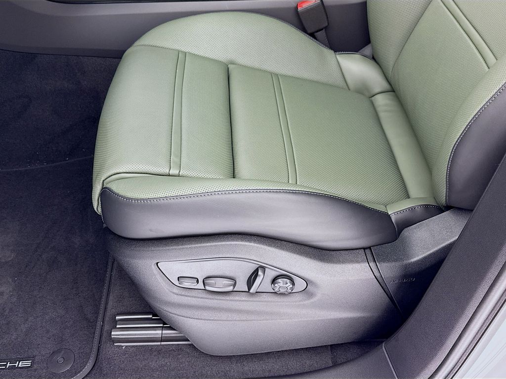 2026 Porsche Cayenne Coupe Base - Photo 13