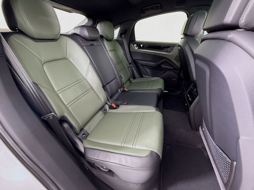 2026 Porsche Cayenne Coupe Base - Photo 31