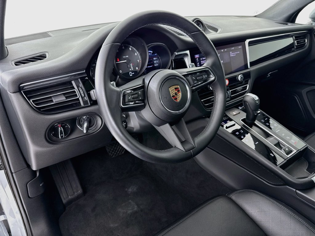 Used 2025 Porsche Macan SUV