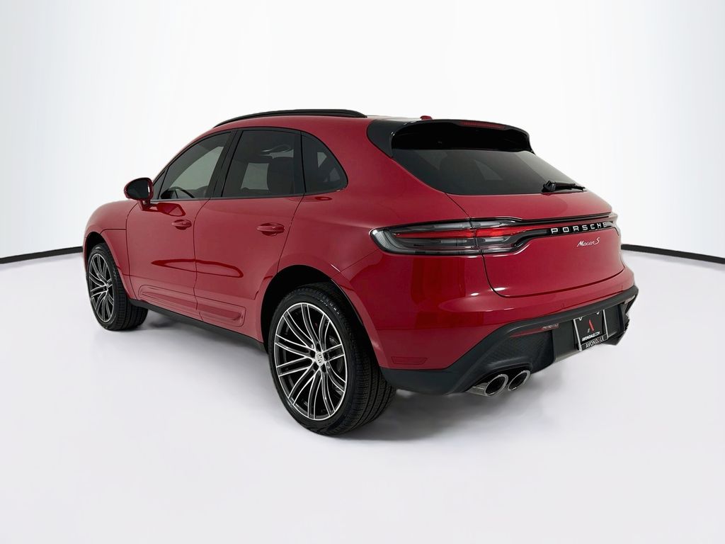 2026 Porsche Macan S - Photo 3