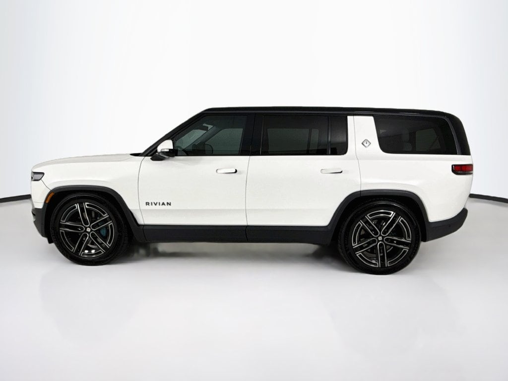 Used 2026 Rivian R1S Base with VIN 7PDSGABP3TN081418 for sale in Grapevine, TX