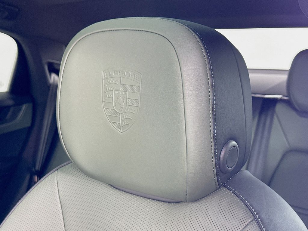 2026 Porsche Cayenne Coupe Base - Photo 14
