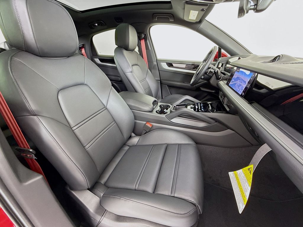 2026 Porsche Cayenne Coupe E-Hybrid - Photo 30