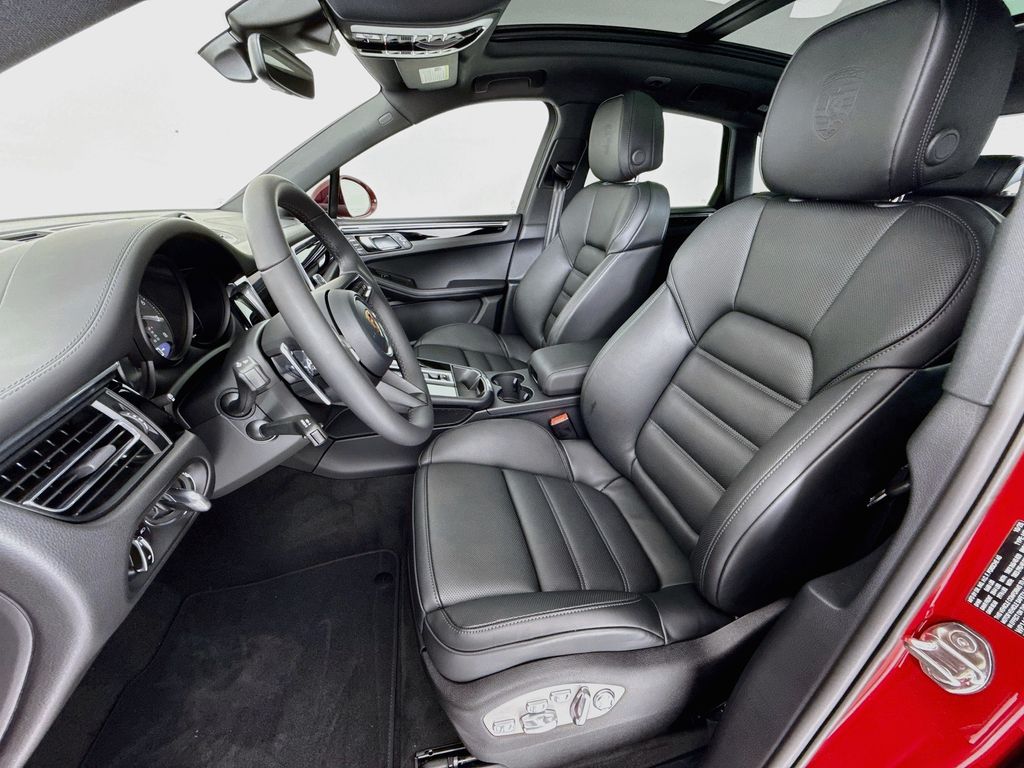 2026 Porsche Macan S - Photo 5