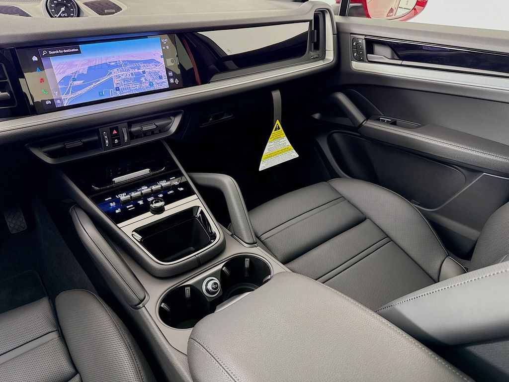 2026 Porsche Cayenne Coupe E-Hybrid - Photo 26