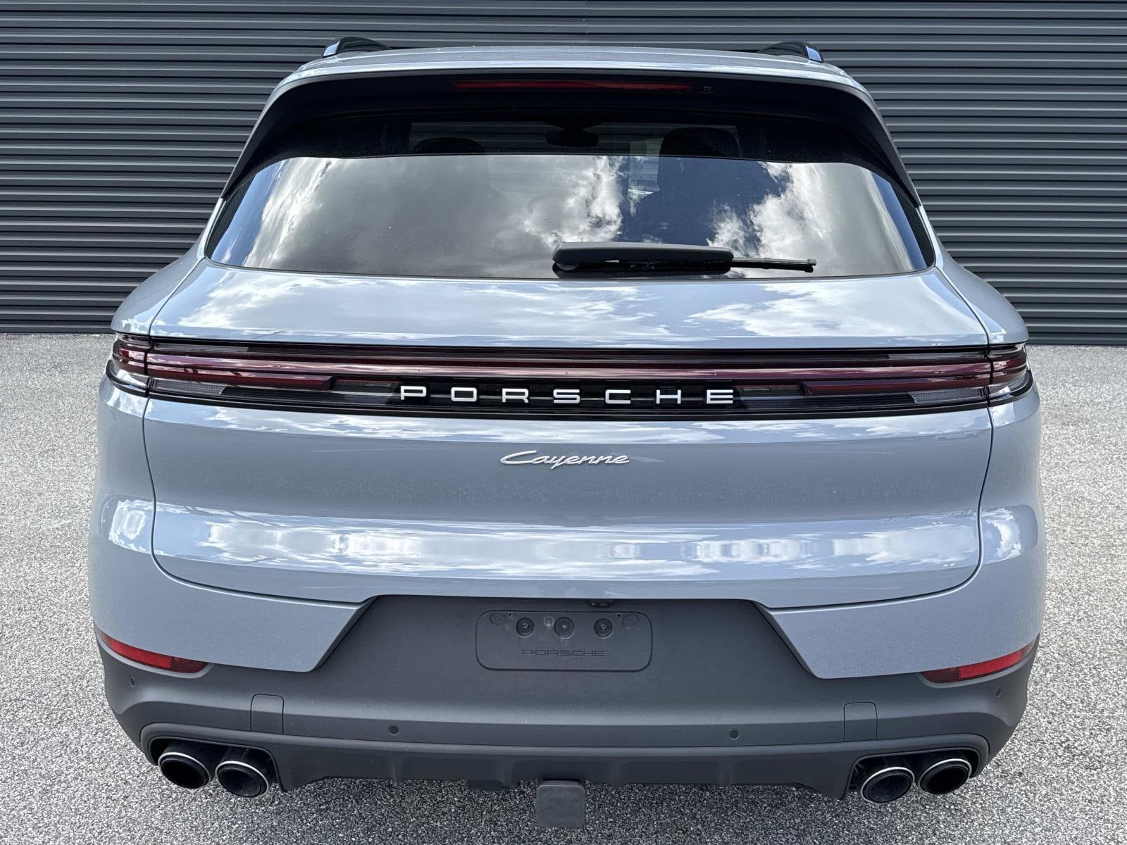 2025 Porsche Cayenne Base - Photo 8