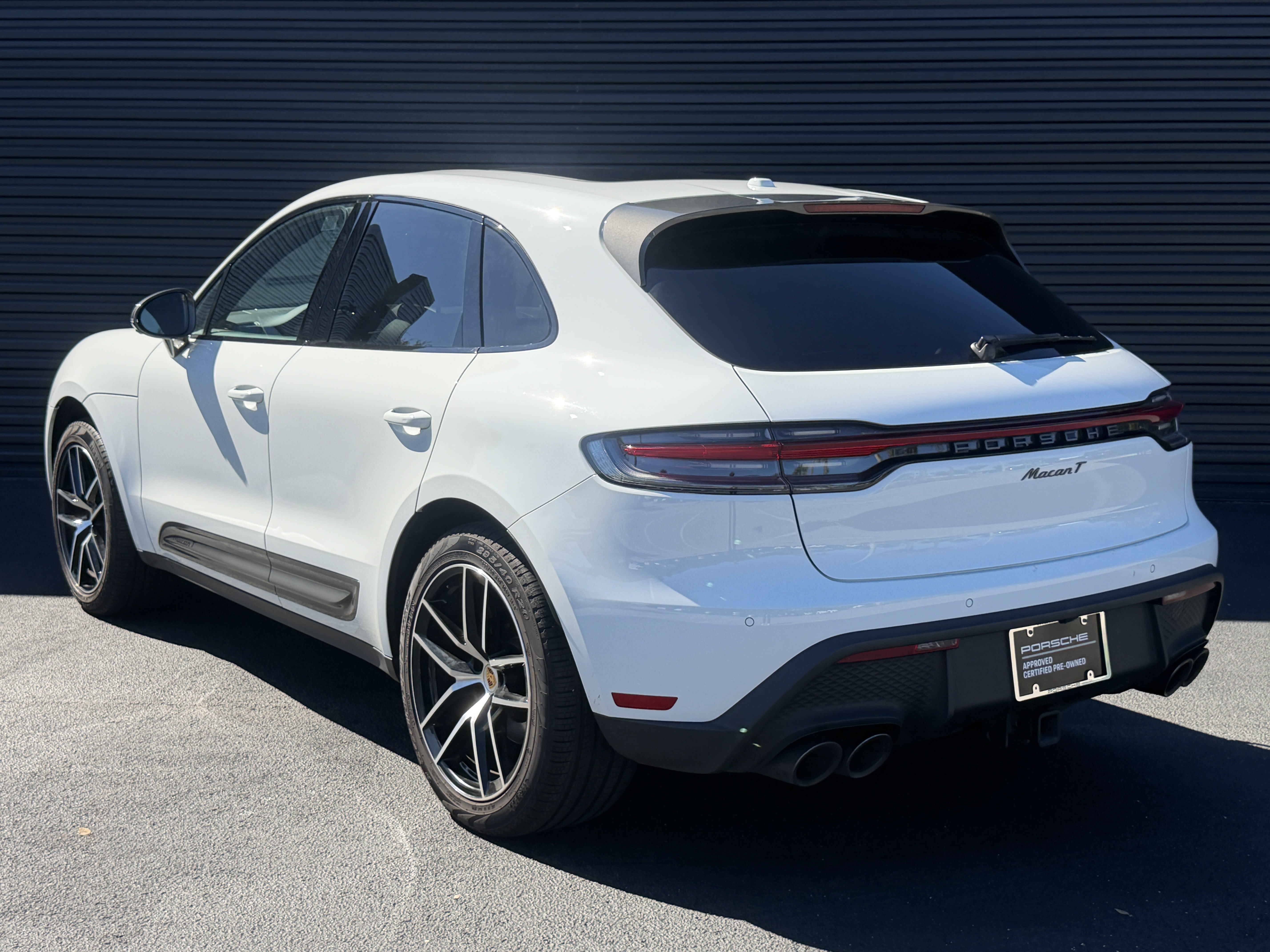 Used 2023 Porsche Macan T SUV