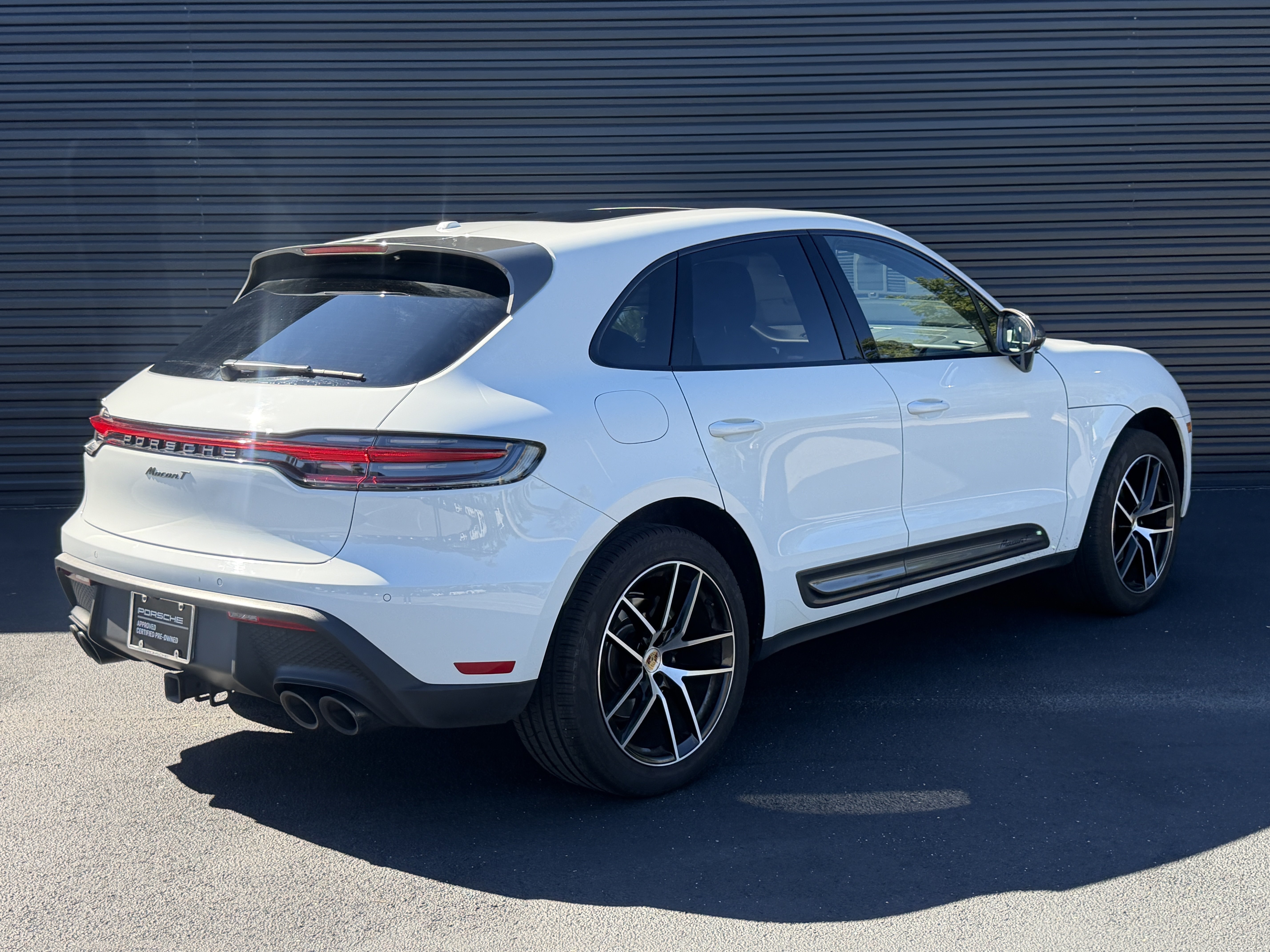 Used 2023 Porsche Macan T SUV